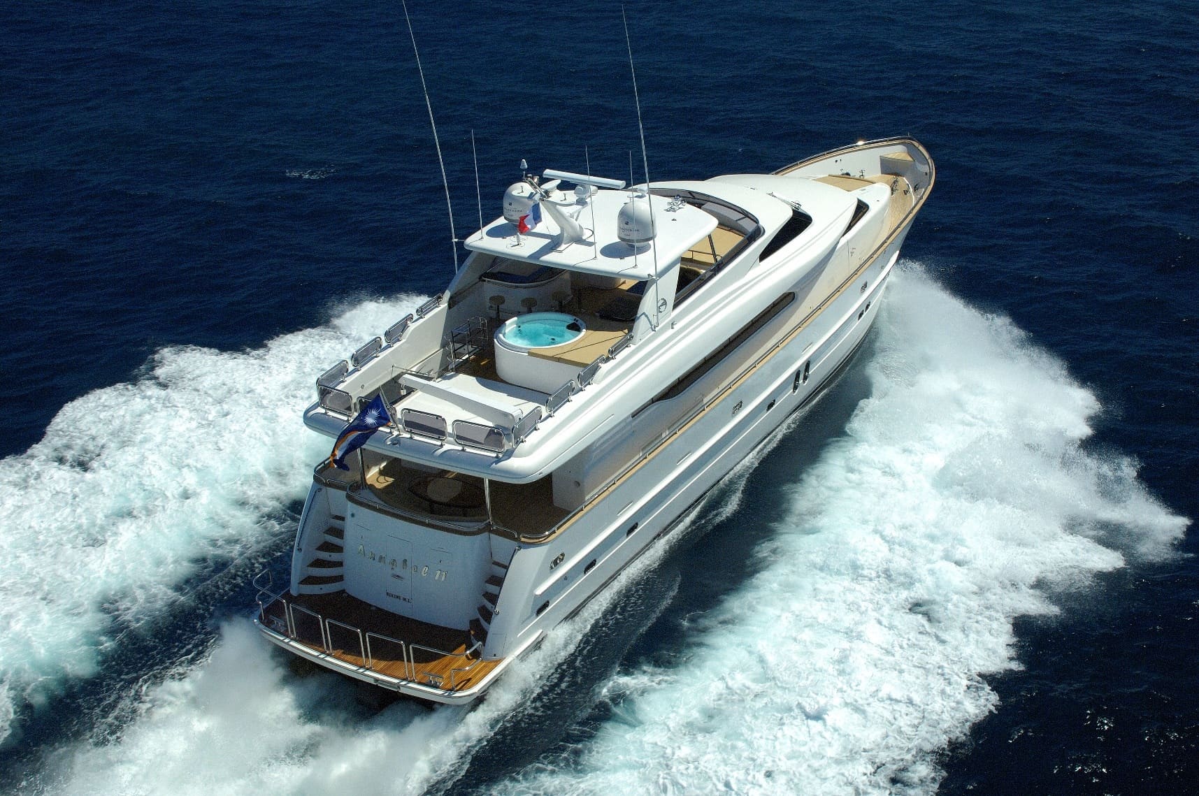 30 meter motor yacht